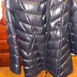 Moncler Flumarus Lacque Fox Fur-Trim Quilted Down Coat